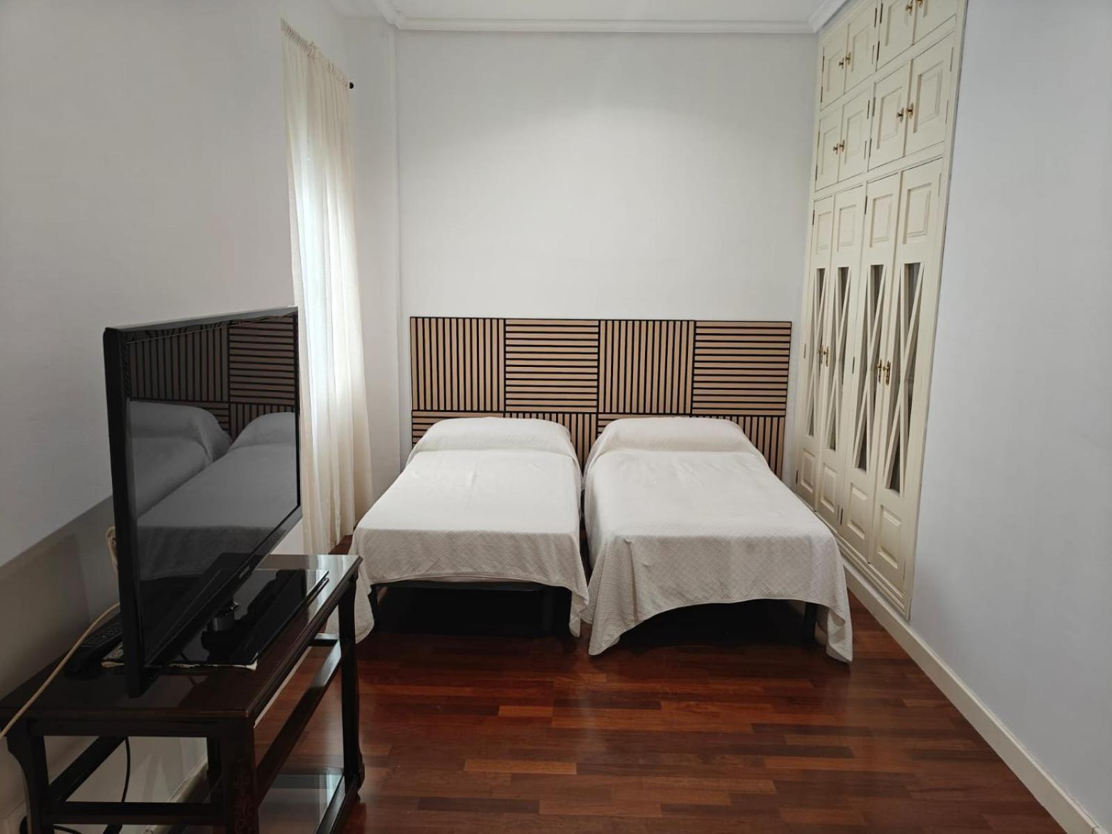 Gran Capitan Luxury Center Apartment- Parking 코르도바 외부 사진