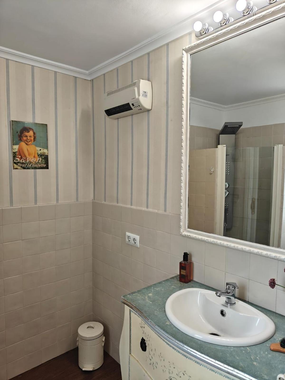 Gran Capitan Luxury Center Apartment- Parking 코르도바 외부 사진