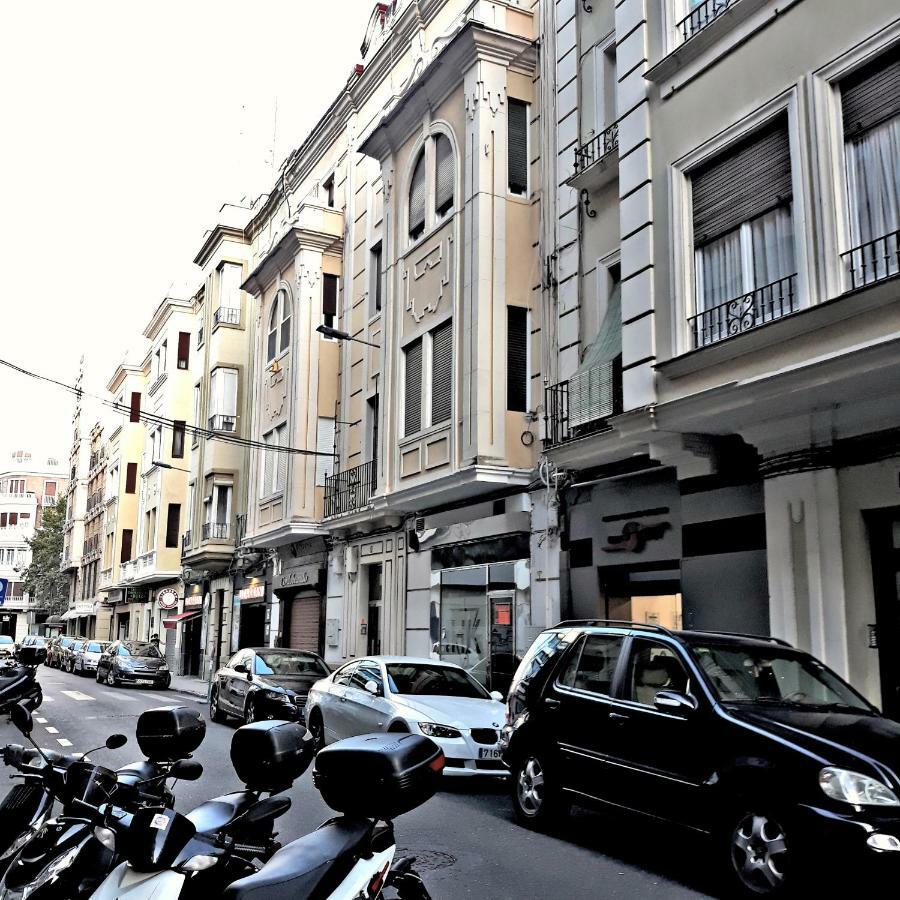 Gran Capitan Luxury Center Apartment- Parking 코르도바 외부 사진